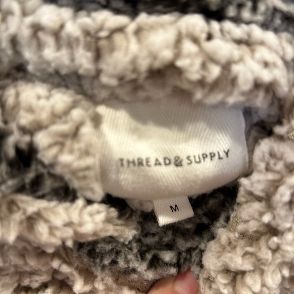 Thread & Supply Pullover - Picture 3 of 4